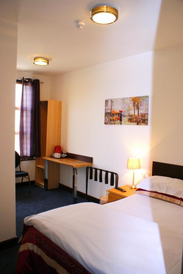 The Hindes Hotel هارو الغرفة الصورة